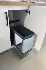 Moderno Paslanmaz Raylı Çöp Kovası 24 Lt