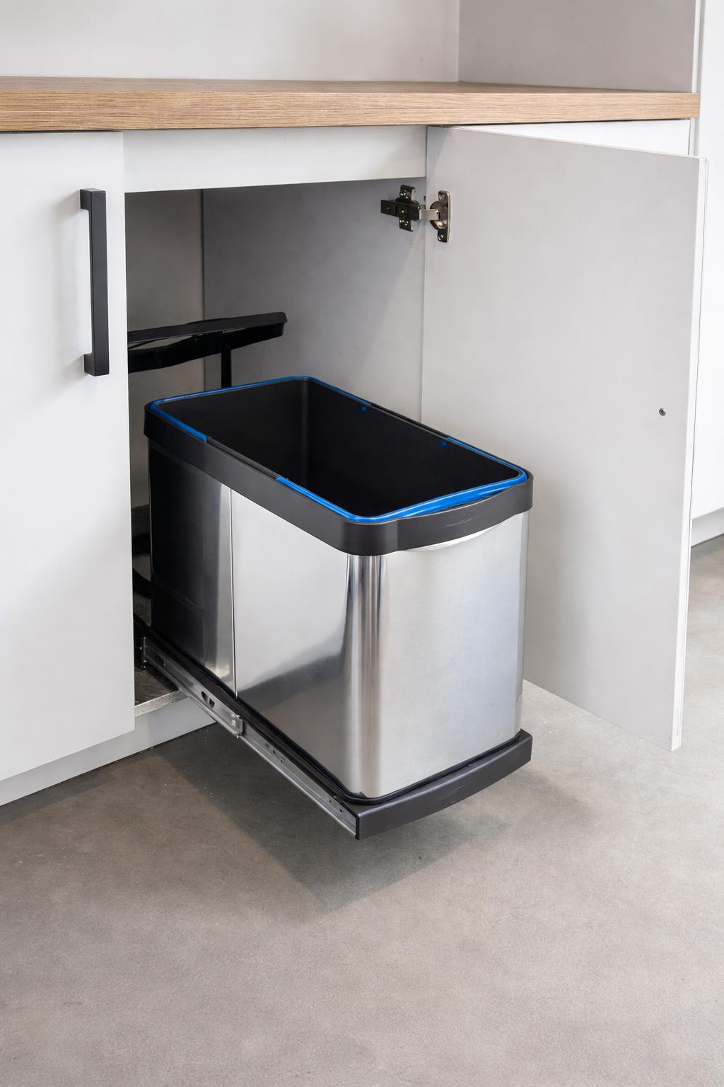 Moderno Paslanmaz Raylı Çöp Kovası 24 Lt